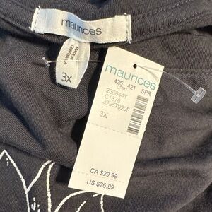 Maurices Dark Gray Sunflower Graphic Tee